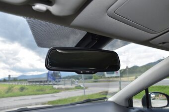 Toyota Avensis Combi - 17