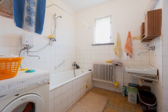 REZERVOVANÉ - Rodinný dom v centre obce Istebné - 17