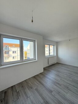 172m2 interiér a exteriér - 17