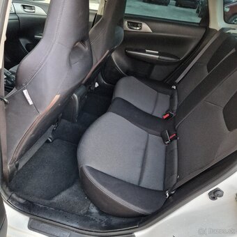 Subaru Impreza 2.0R 4x4 - 17