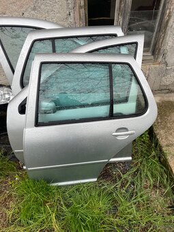 Rozpredam Golf 4 1.9 TDi - 17