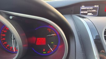 Mazda CX-7 2.2 diesel revolution 4x4 , TOP stav - 17