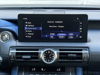 Lexus RC F 5.0 V8 Takumi Edition 02/15 ks - 17