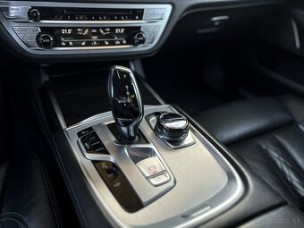 BMW 730d xDrive A/T, HUD, 360, Sound Booster, Odpočet DPH - 17