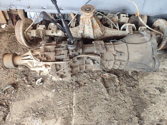 Náhradné diely Nissan Terrano 2,7 - 17