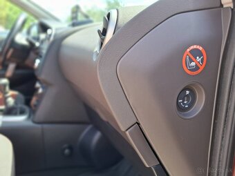 Nissan Qashqai 2.0 dCi Acenta 4x2 - splátka od 119,-€ - 17