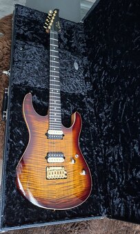 SUHR Modern Custom shop - 17