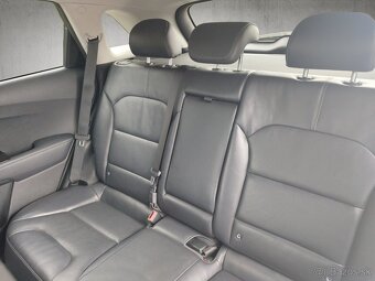 Kia Niro 1,6 GDi HEV PLATINUM - 17