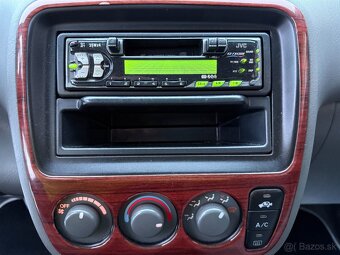 Honda CR-V 2,0 VTEC BENZÍN 4X4 - 17