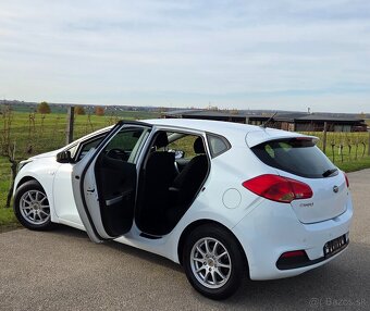 Kia Ceed 1.4 CRDi 66KW/90 koní R.V.07/2012 - 17