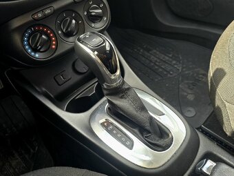 Opel Corsa 1.4 Automat - 17