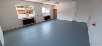 Prenájom 3- izbový rodinný dom s priestorom pre podnikanie - 17