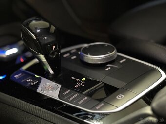BMW rad 1 118i A/T - 17