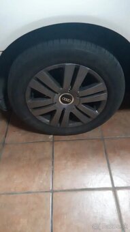 Stredové krytky - pukličky kolies AUDI - 17