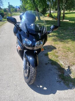 Yamaha FJR 1300 - 17