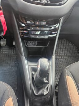 Peugeot 208 1.2 VTi URBAN Soul, Slovenské auto - 17