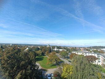 ZNÍŽENÁ CENA  2,5 izbový byt - Prof. Hlaváča Michalovce - 17