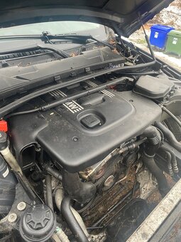 BMW e91  2.0  120kw dizel - 17