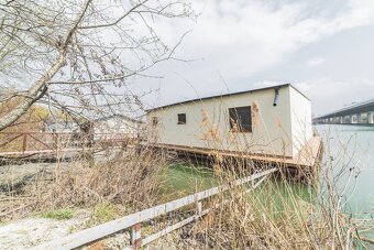 NA PREDAJ 3-IZB. HAUSBÓT V BRATISLAVE - 17