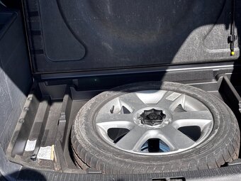Volkswagen Touran predám/vymenim - 17