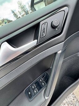 ✅ Volkswagen Golf 2,0 Tdi Highline - 17