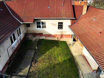 Rodinný dom s veľkým pozemkom 3.933m2 - bývanie alebo invest - 17