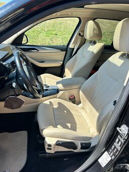 BMW X3 xDrive 20d 12/2017 A/T - 17