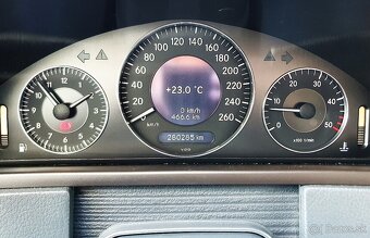 Mercedes-Benz CLK Kupé 270 CDI Elegance - 17