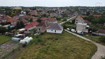 Zrekonštruovaný RD na pozemku 424 m², Komjatice - 17