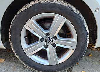 VW Golf Variant 2.0 TDI 150k Comfortline - 17