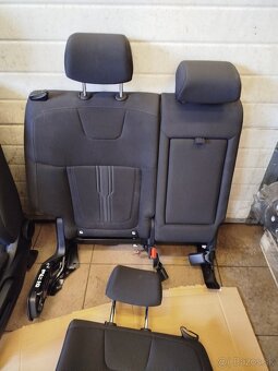 Zadný nárazník tucson NX4 400€ Kufor tucson NX4 600€ - 17