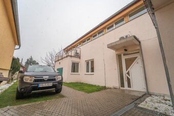 ATYPICKÝ RD NA HLAVNOM ŤAHU - VHODNÝ NA PODNIKANIE - 17