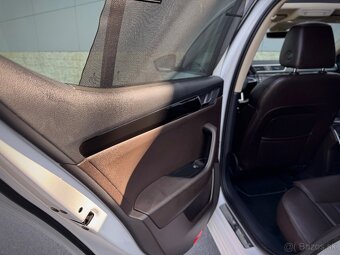ŠKODA SUPERB 2.0 TDi 4x4 Laurin & Klement - 17