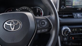 Toyota RAV4 2.0 benzín  4x4  129kW,  Automat,  rv 2020 - 17