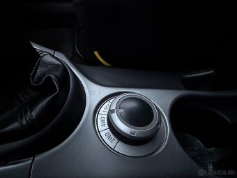 Mitsubishi Outlander 2.2 DI-D Intense - 17