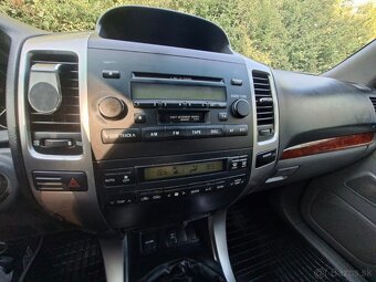 Toyota Land Cruiser - 17