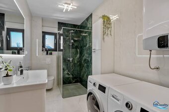 Split, Kaštela – luxusný zariadený penthouse s výhľadom - 17