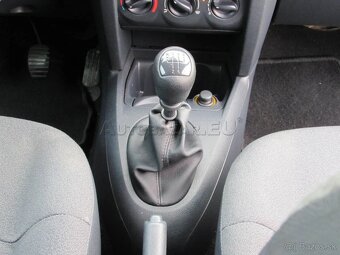 Renault Clio - cena 1.000,-€ - 17