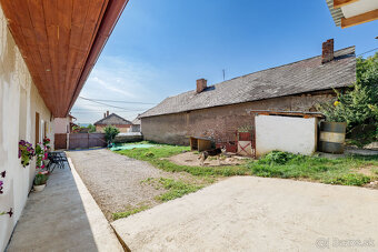 Na predaj útulný kamenný dom s garážou a záhradou |Turňa n/B - 17