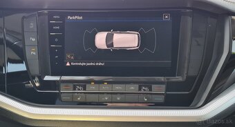 VW TOUAREG 3.0 TDI V6 ELEGANCE 4MOTION / MOŽNÝ OPOČET DPH - 17