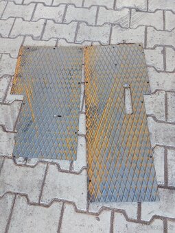 Skoda 30 náhradné diely - 17