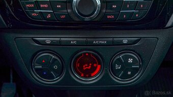 Peugeot 301 1.2 PureTech Allure - 17