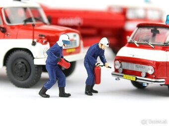 Ručne malované figúrky hasičov 1:43 - 17
