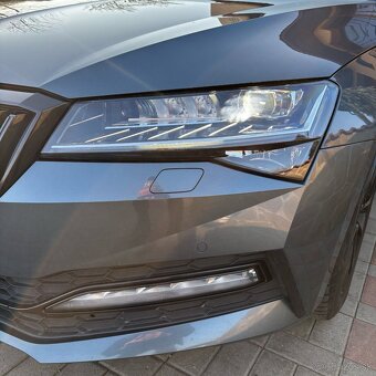 Škoda Superb Combi 2.0 TDI SCR Sportline DSG - 17