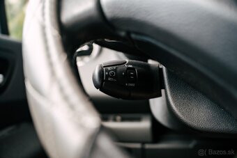 Peugeot 3008 1.6 e-HDi BVMP6 - 17