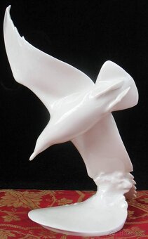 Zbierka starožitných sošiek z porcelánu - 17