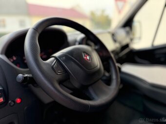 Renault Master 2.3 107kw Odtahovy špeciál nová STK/EK - 17