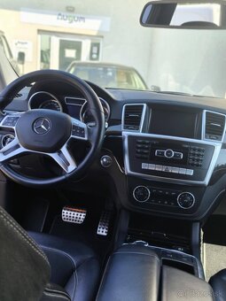 Mercedes-Benz ML trieda 350 BlueTEC 4matic AMG - 17