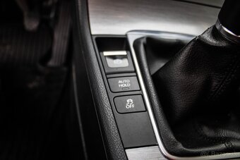 Volkswagen Passat Variant 2.0 TDI - 17