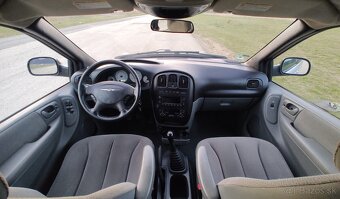 Chrysler Voyager 2.4i + LPG, manuál, r.v. 2006 - 17